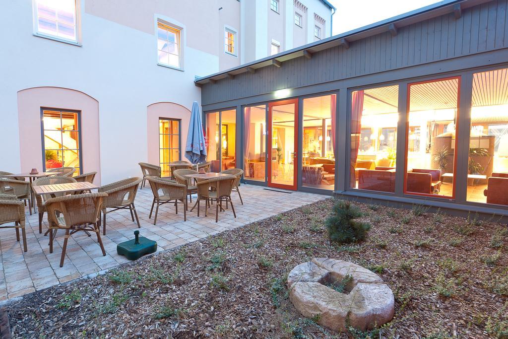 Jufa Hotel Weinviertel - Eselsmuehle Seefeld-Kadolz Екстер'єр фото