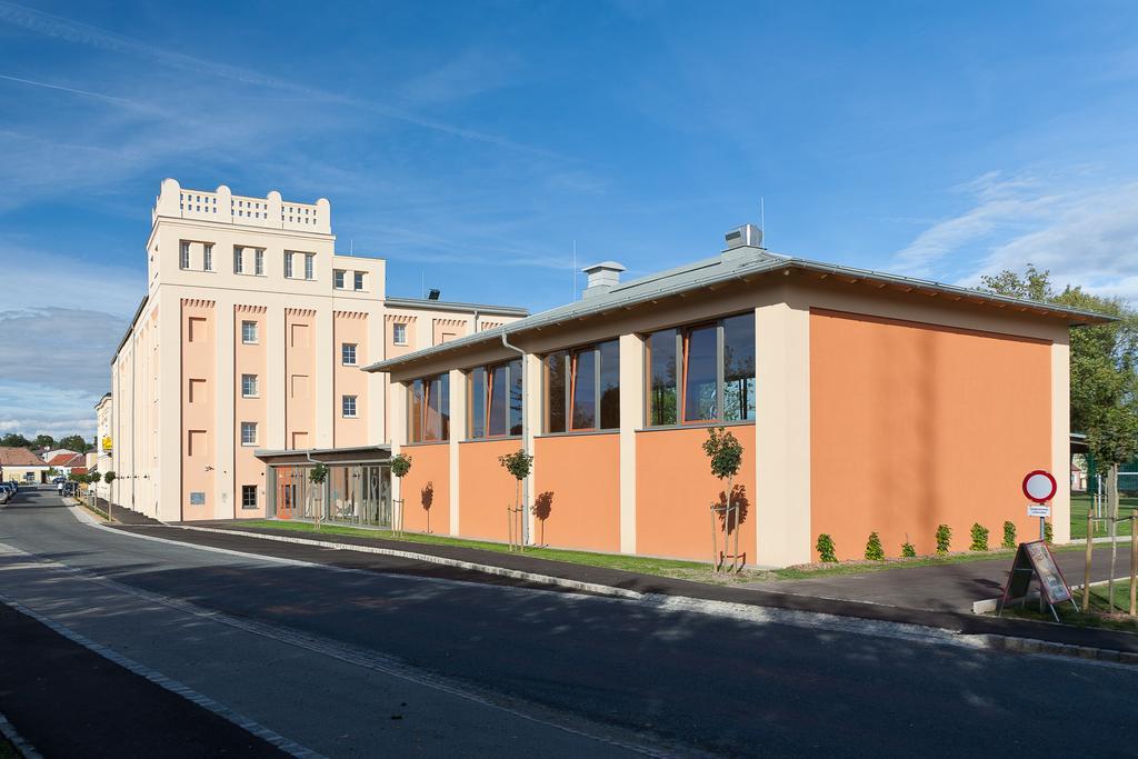 Jufa Hotel Weinviertel - Eselsmuehle Seefeld-Kadolz Екстер'єр фото