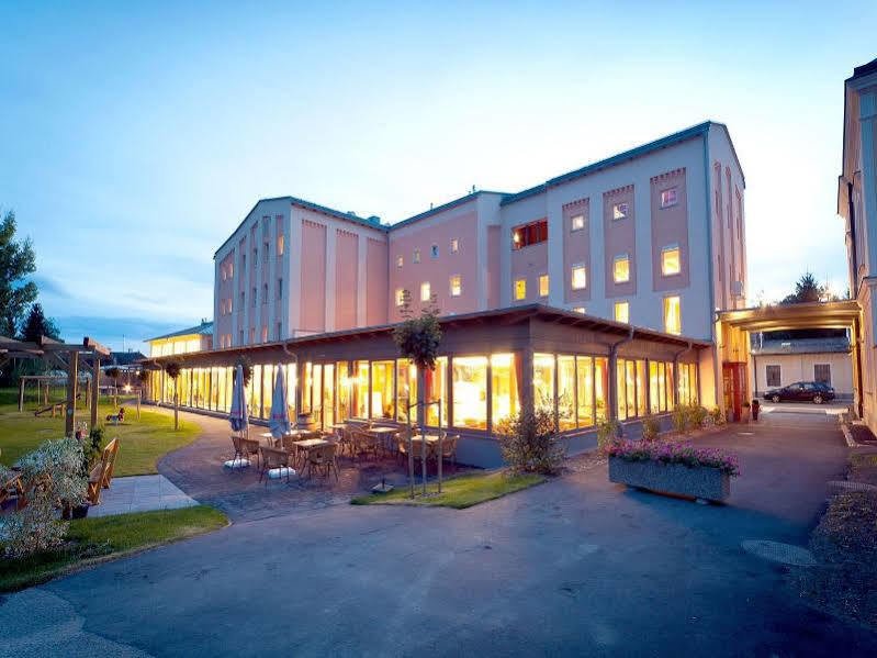 Jufa Hotel Weinviertel - Eselsmuehle Seefeld-Kadolz Екстер'єр фото